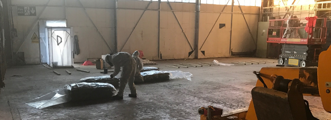 Asbestos cleaning station on site