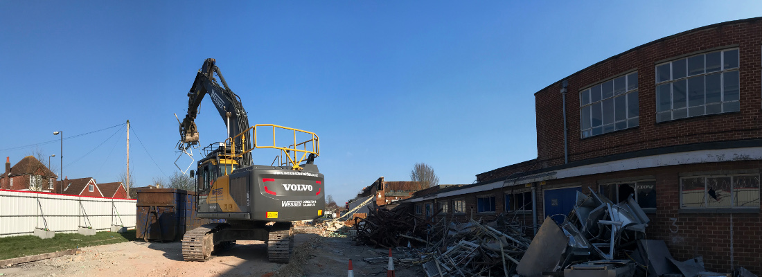 Volvo EC300 working at King Richards School, Paulsgrove